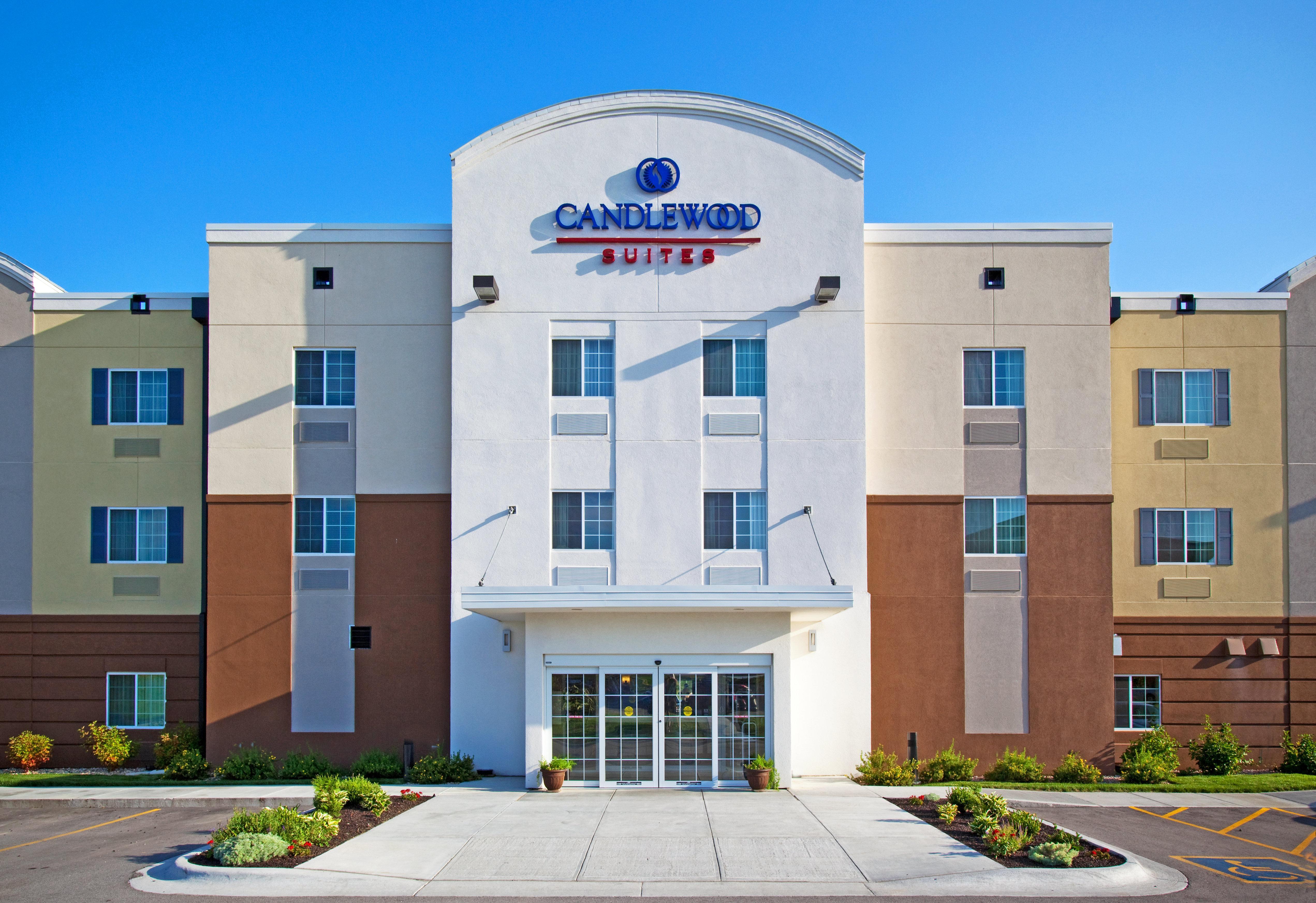 Candlewood Suites Белвью Экстерьер фото