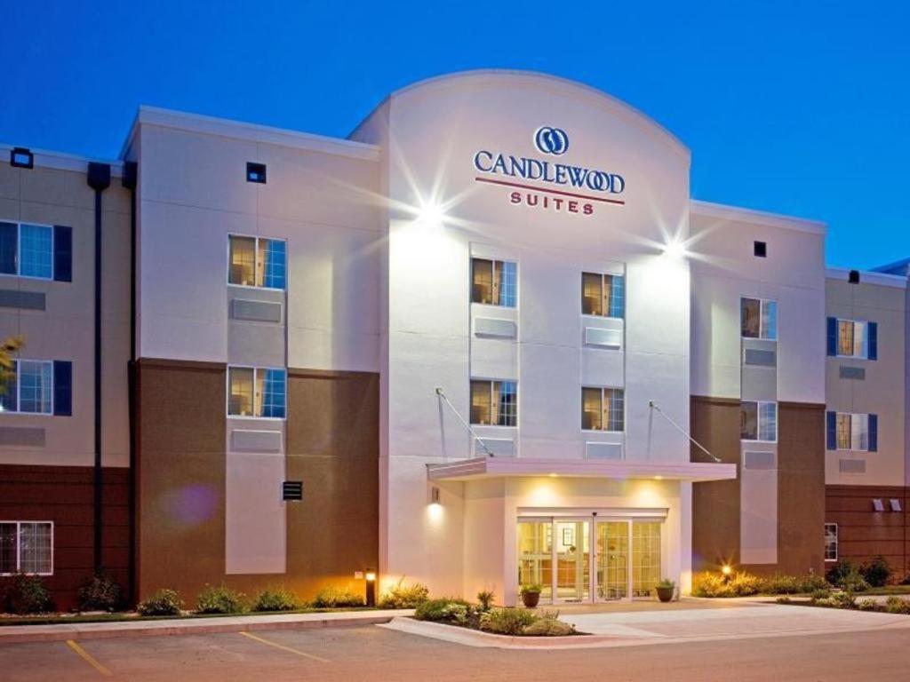 Candlewood Suites Белвью Экстерьер фото