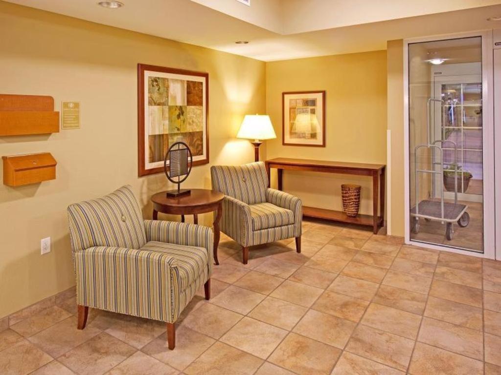 Candlewood Suites Белвью Экстерьер фото